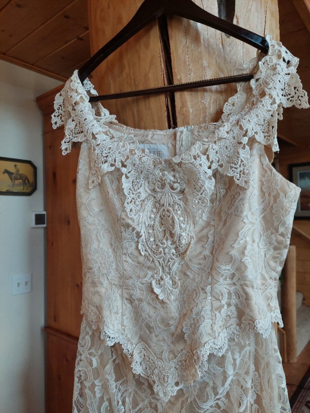 Loralie Originals, Vintage 2 piece lace skirt and top set, Ivory color, size 14 - Picture 2 of 9